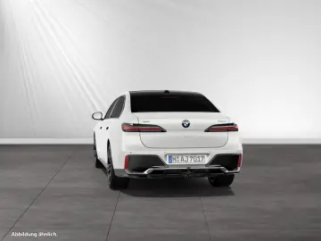 BMW 740d xDrive M Sport TV-Fond-Entertainment AHK