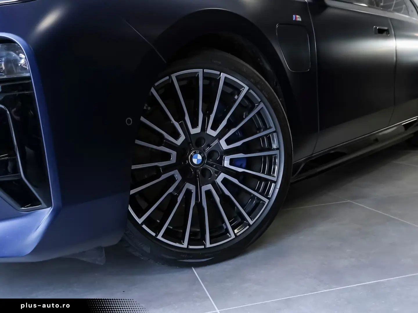 BMW 750e xDrive M Paket Pro