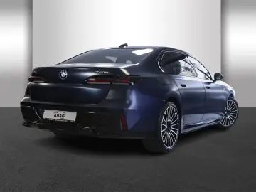 BMW 750e xDrive M Paket Pro