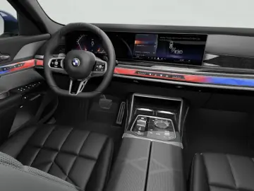 BMW 740d xDr M-Sport PANOSky MASSAGE KRISTALL