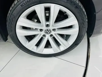 VOLKSWAGEN TOURAN 2019 1.6D E6 Garantie 12 Luni Rate Avans 0