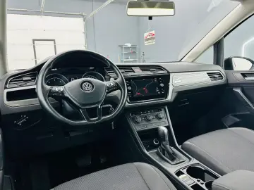 VOLKSWAGEN TOURAN 2019 1.6D E6 Garantie 12 Luni Rate Avans 0