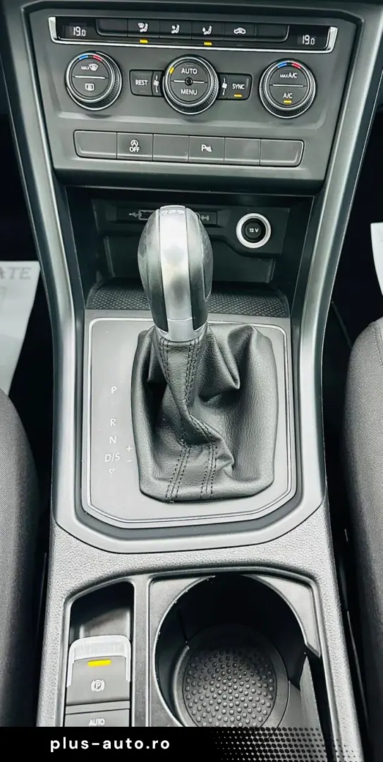 VOLKSWAGEN TOURAN 2019 1.6D E6 Garantie 12 Luni Rate Avans 0