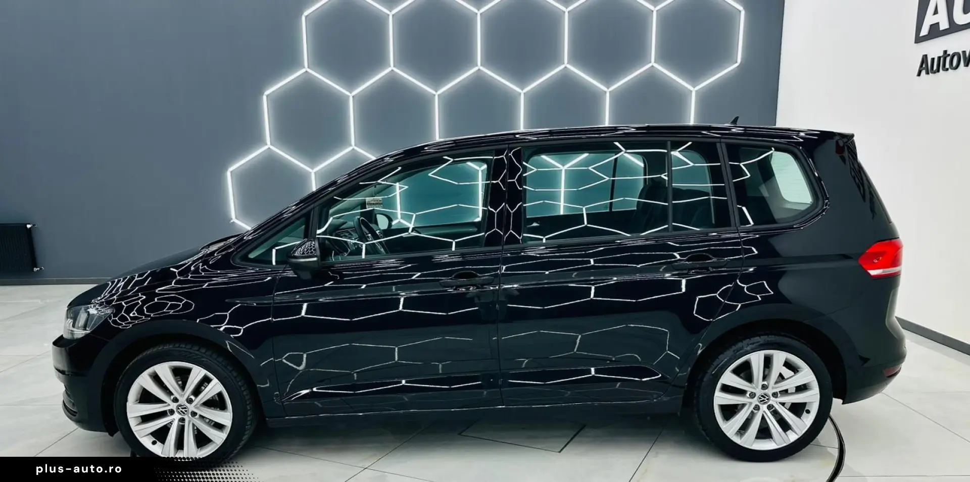 VOLKSWAGEN TOURAN 2019 1.6D E6 Garantie 12 Luni Rate Avans 0