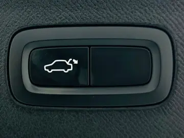 VOLVO Xc-90 2018 2.0D E6 4x4 Garantie 12 Luni Rate Avans 0 D