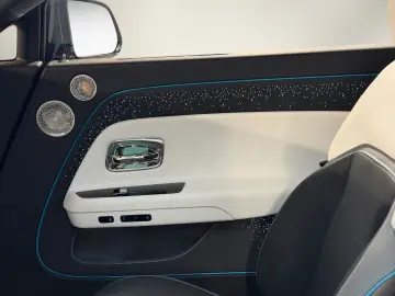 ROLLS ROYCE Spectre Black Badge Starlight Bespoke 23 Zoll