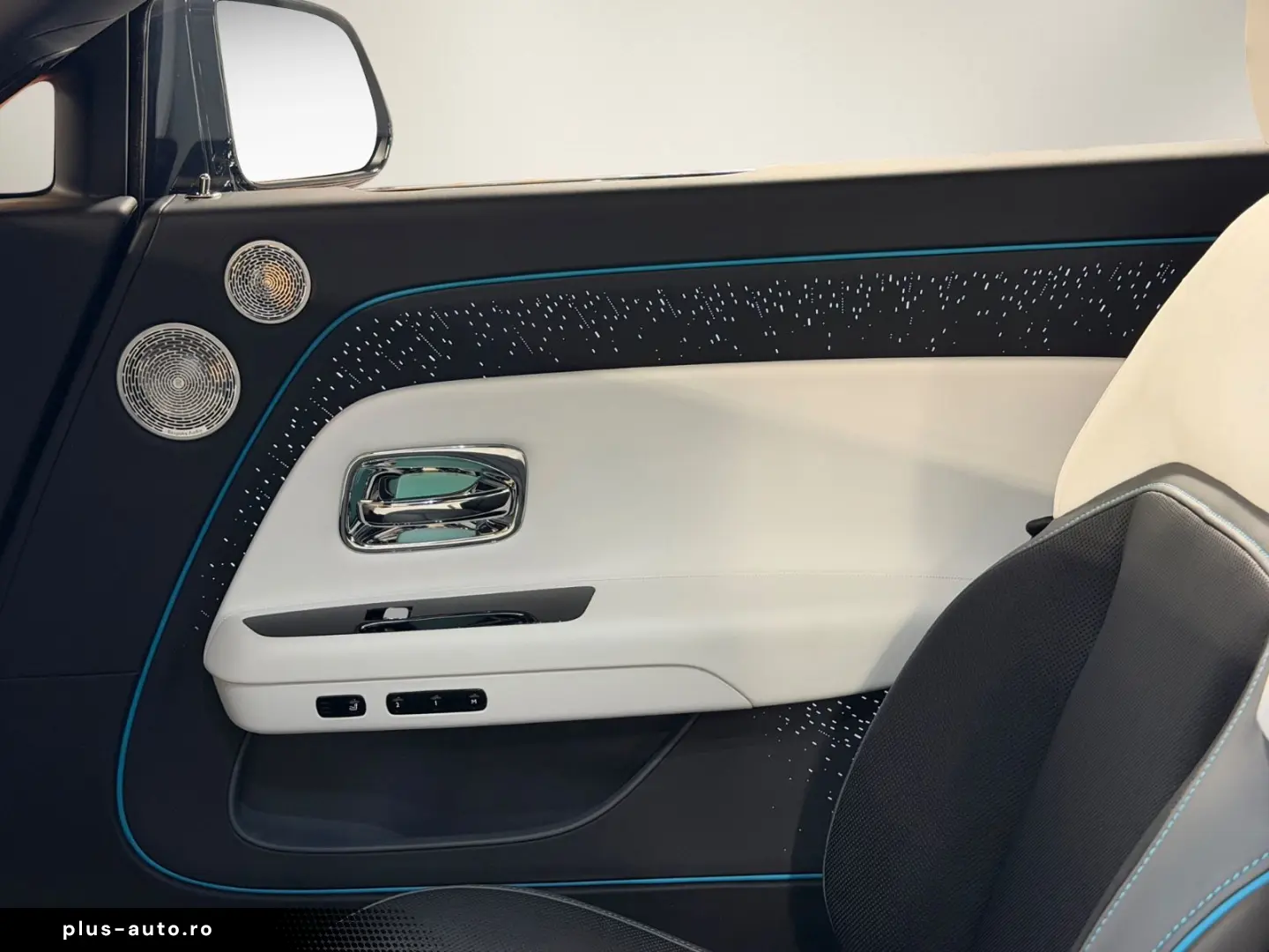 ROLLS ROYCE Spectre Black Badge Starlight Bespoke 23 Zoll