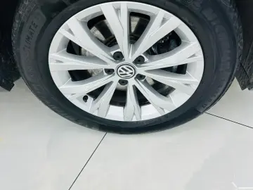 VOLKSWAGEN TIGUAN 2017 2.0D E6 Garantie 12 Luni Rate Avans 0