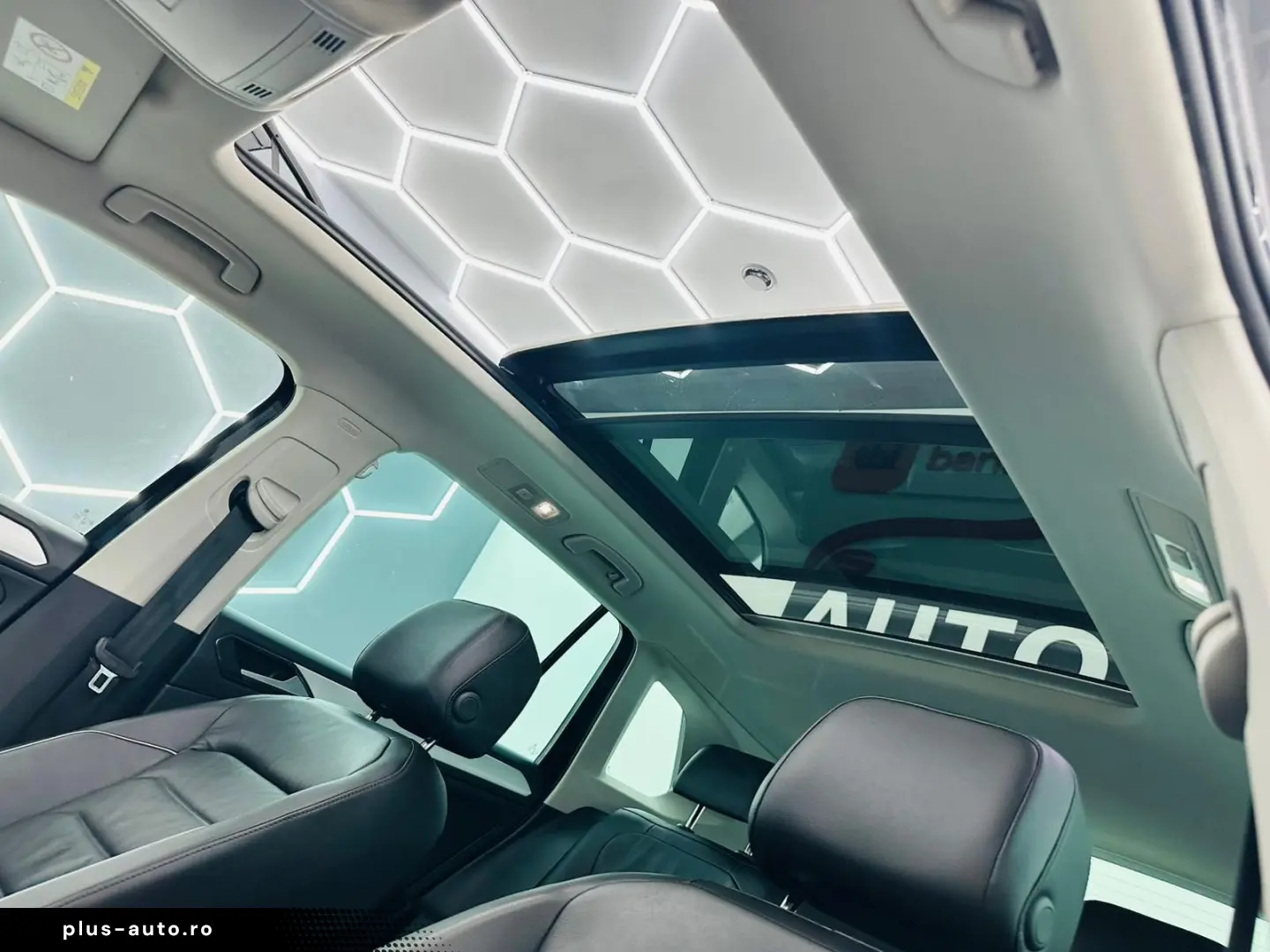 VOLKSWAGEN TIGUAN 2017 2.0D E6 Garantie 12 Luni Rate Avans 0