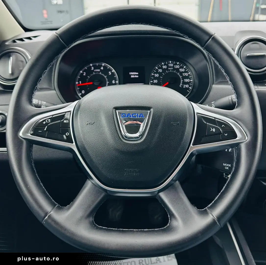 DACIA Duster 2018 — imagine 32
