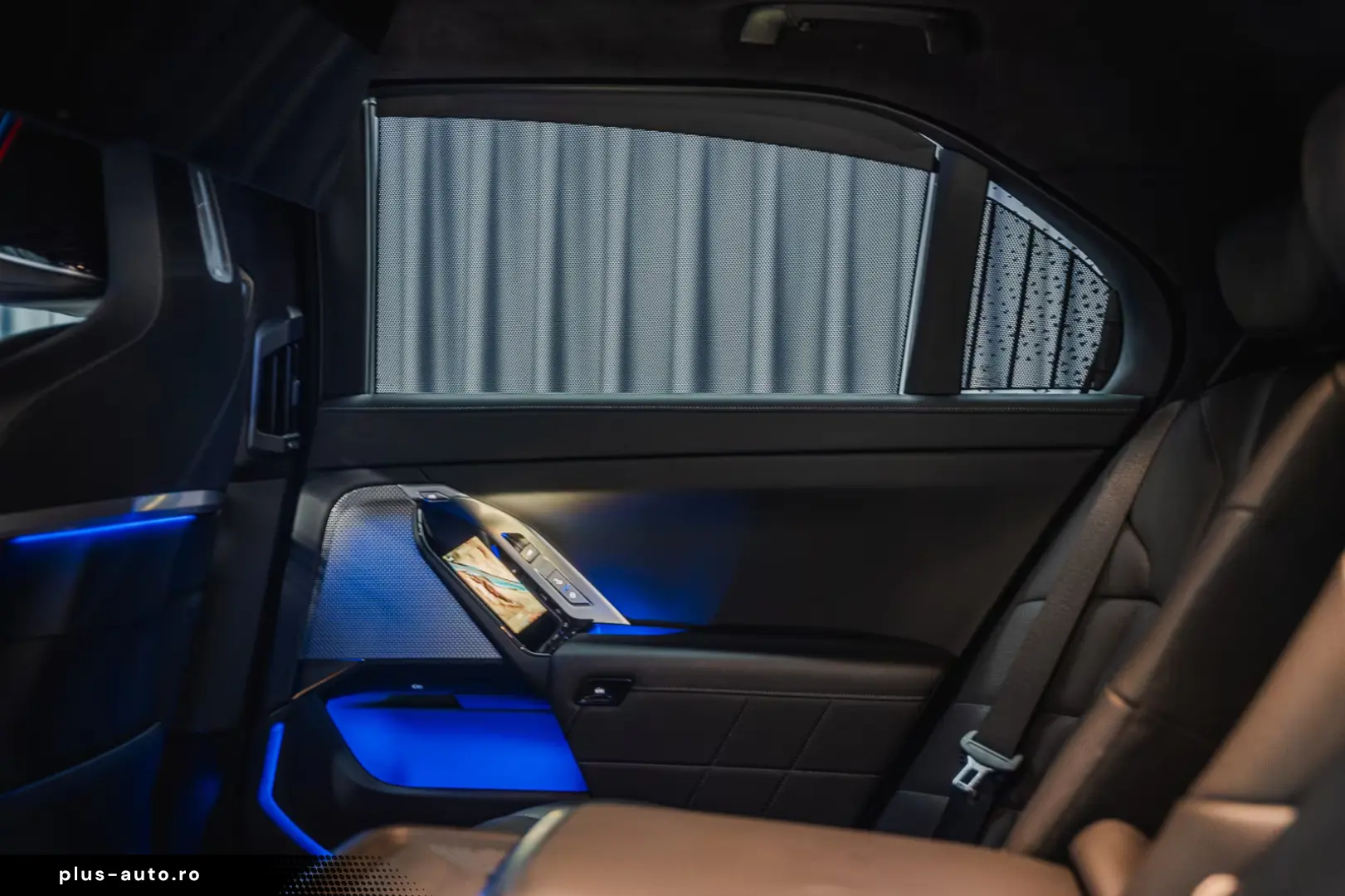 BMW 740 d xDrive  M Sport Pro Iconic Glow Theater TV