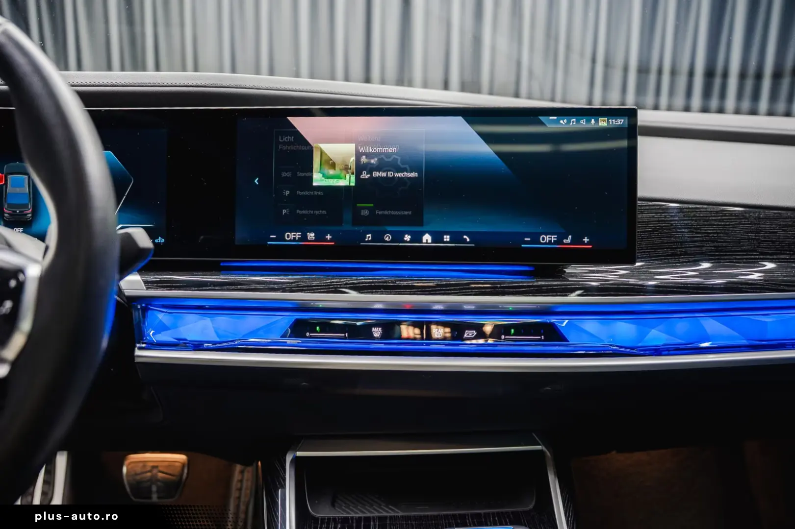 BMW 740 d xDrive  M Sport Pro Iconic Glow Theater TV