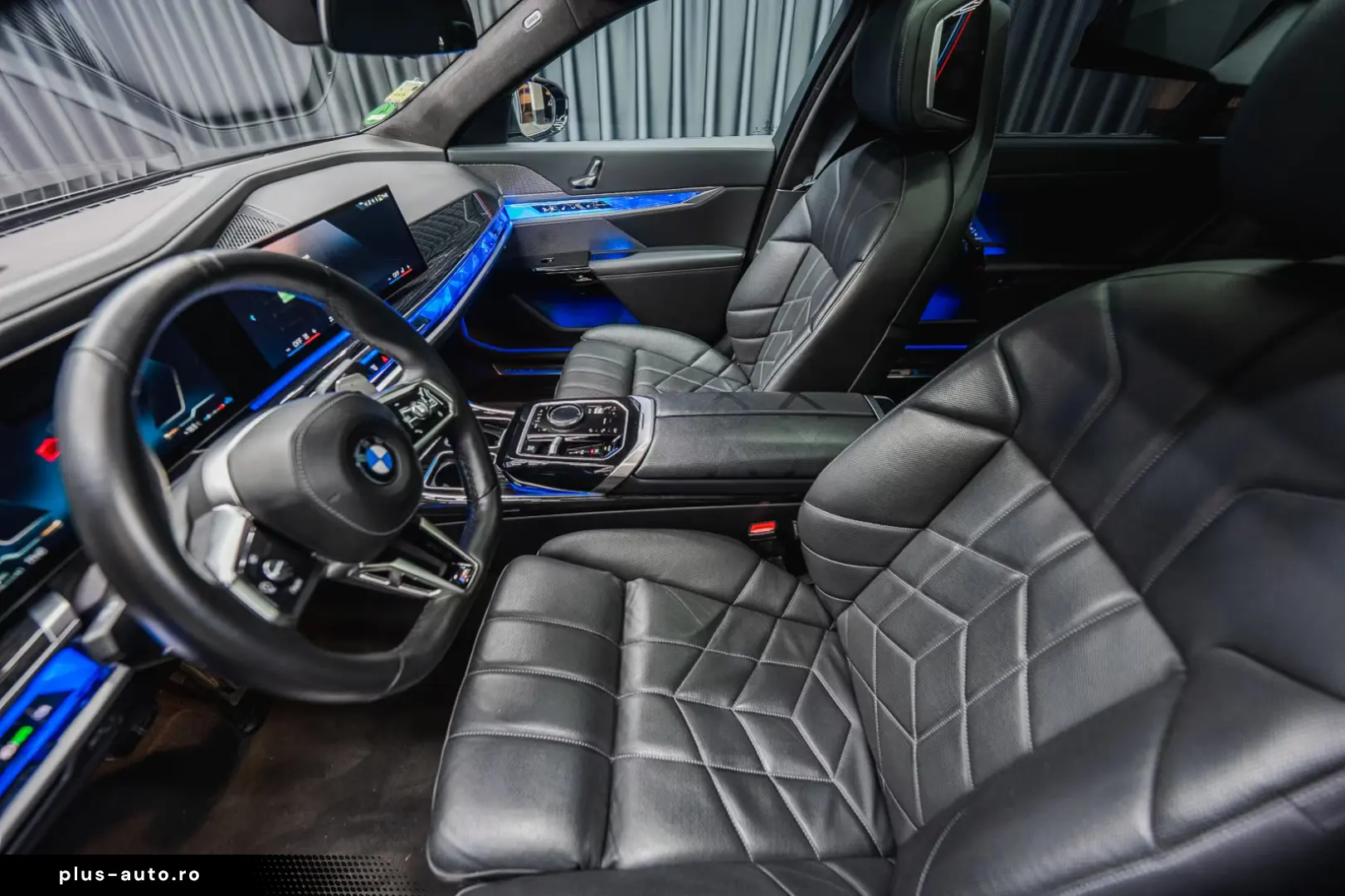 BMW 740 d xDrive  M Sport Pro Iconic Glow Theater TV