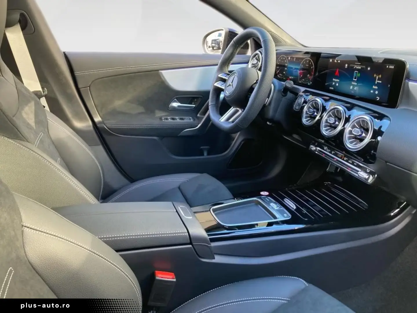 Mercedes-Benz CLA 180 AMG-Line Night DISTRONIC