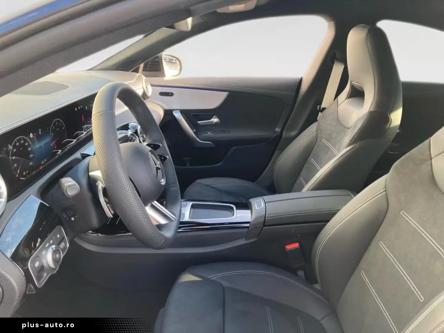 Mercedes-Benz CLA 180 AMG-Line Night DISTRONIC