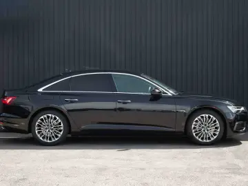 Audi A6 50 TFSI e quattro S tronic Design