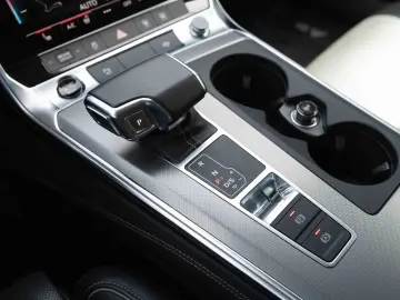 Audi A6 50 TFSI e quattro S tronic Design