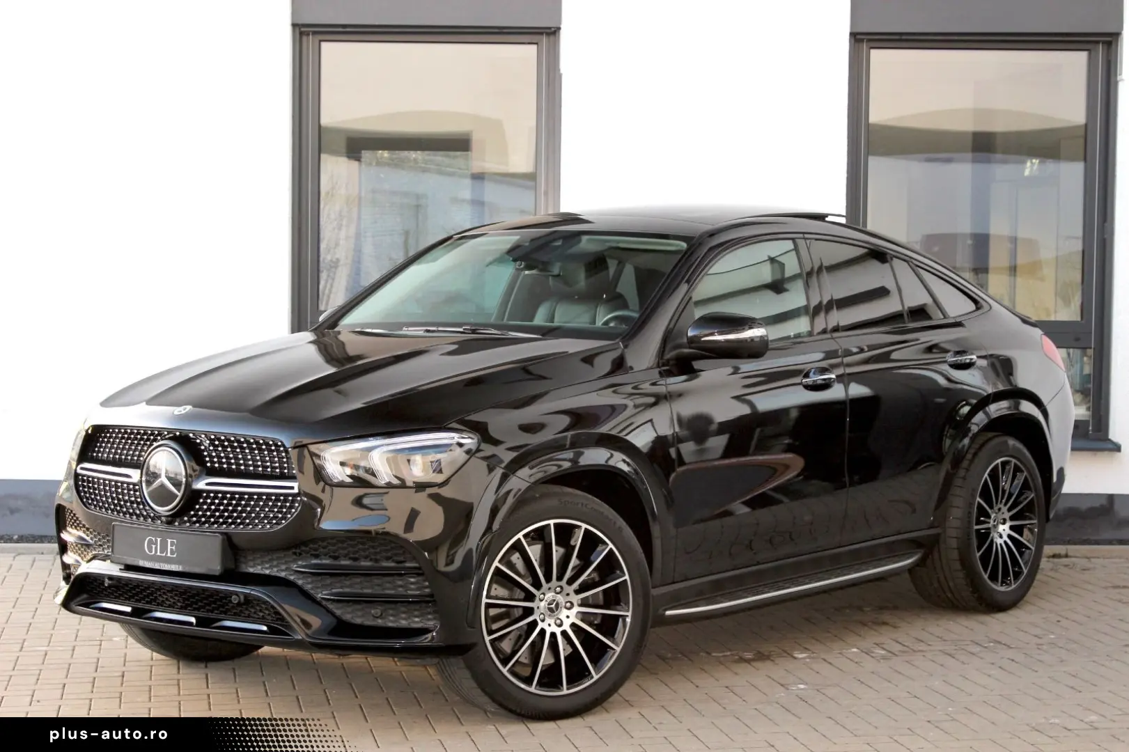 MERCEDES-BENZ GLE 400d 4M Coupe   PANO LUFT KEYLESS 21 ZOLL