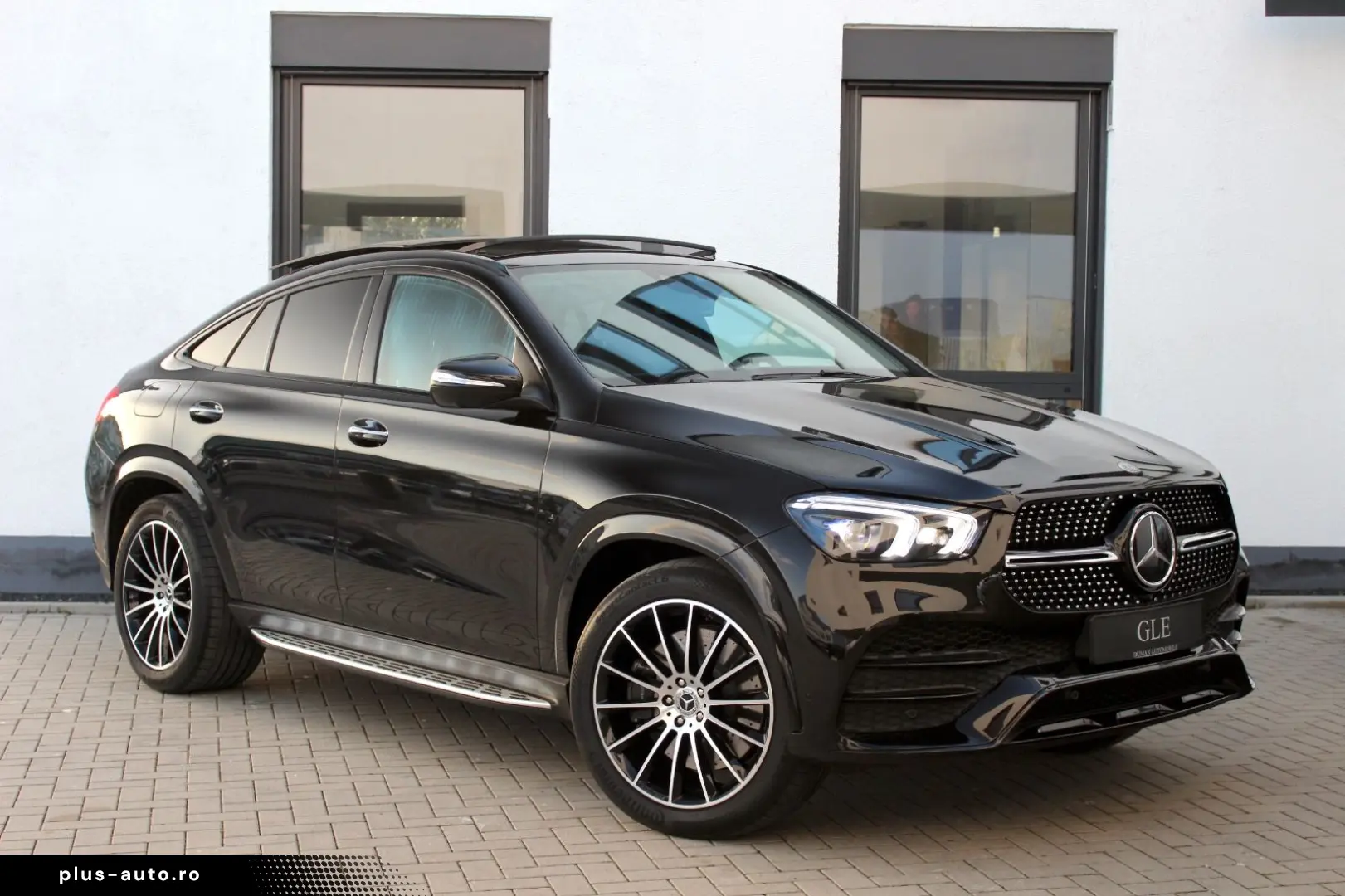 MERCEDES-BENZ GLE 400d 4M Coupe   PANO LUFT KEYLESS 21 ZOLL