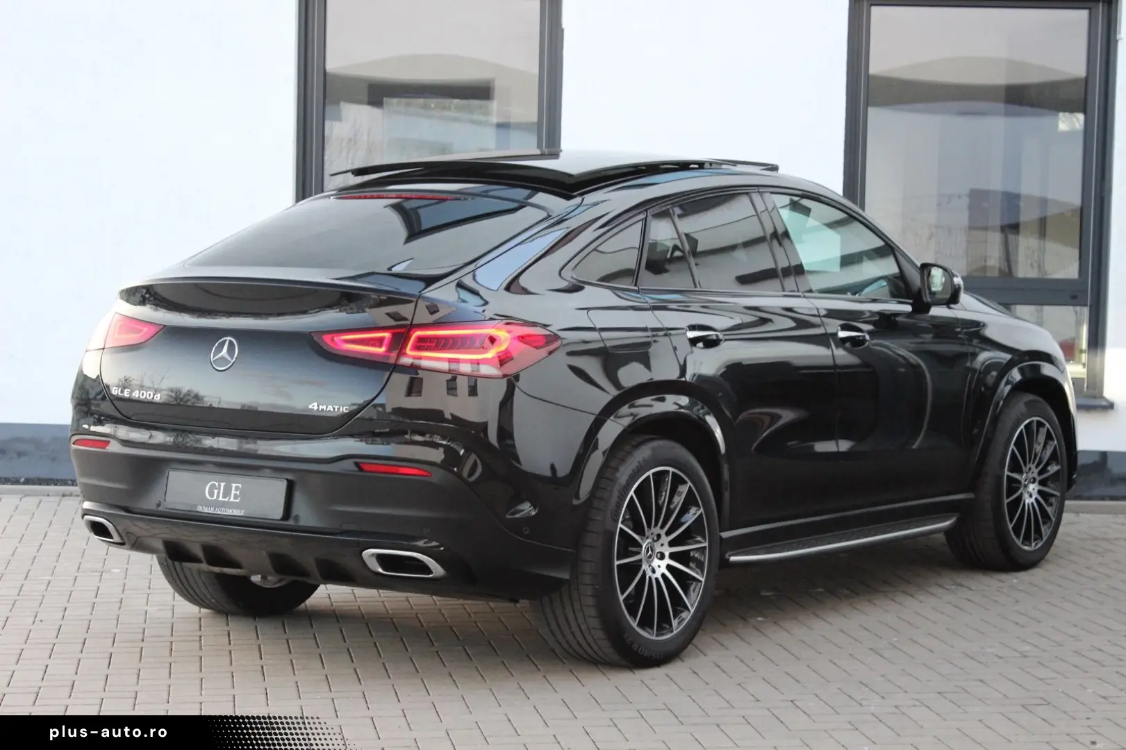MERCEDES-BENZ GLE 400d 4M Coupe   PANO LUFT KEYLESS 21 ZOLL