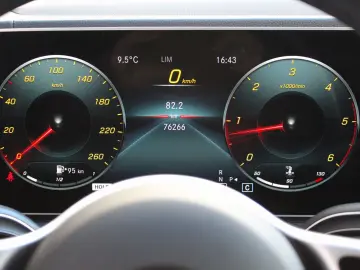 MERCEDES-BENZ GLE 400d 4M Coupe   PANO LUFT KEYLESS 21 ZOLL