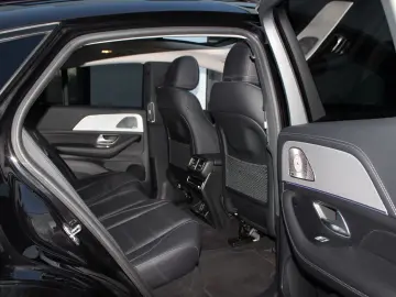 MERCEDES-BENZ GLE 400d 4M Coupe   PANO LUFT KEYLESS 21 ZOLL