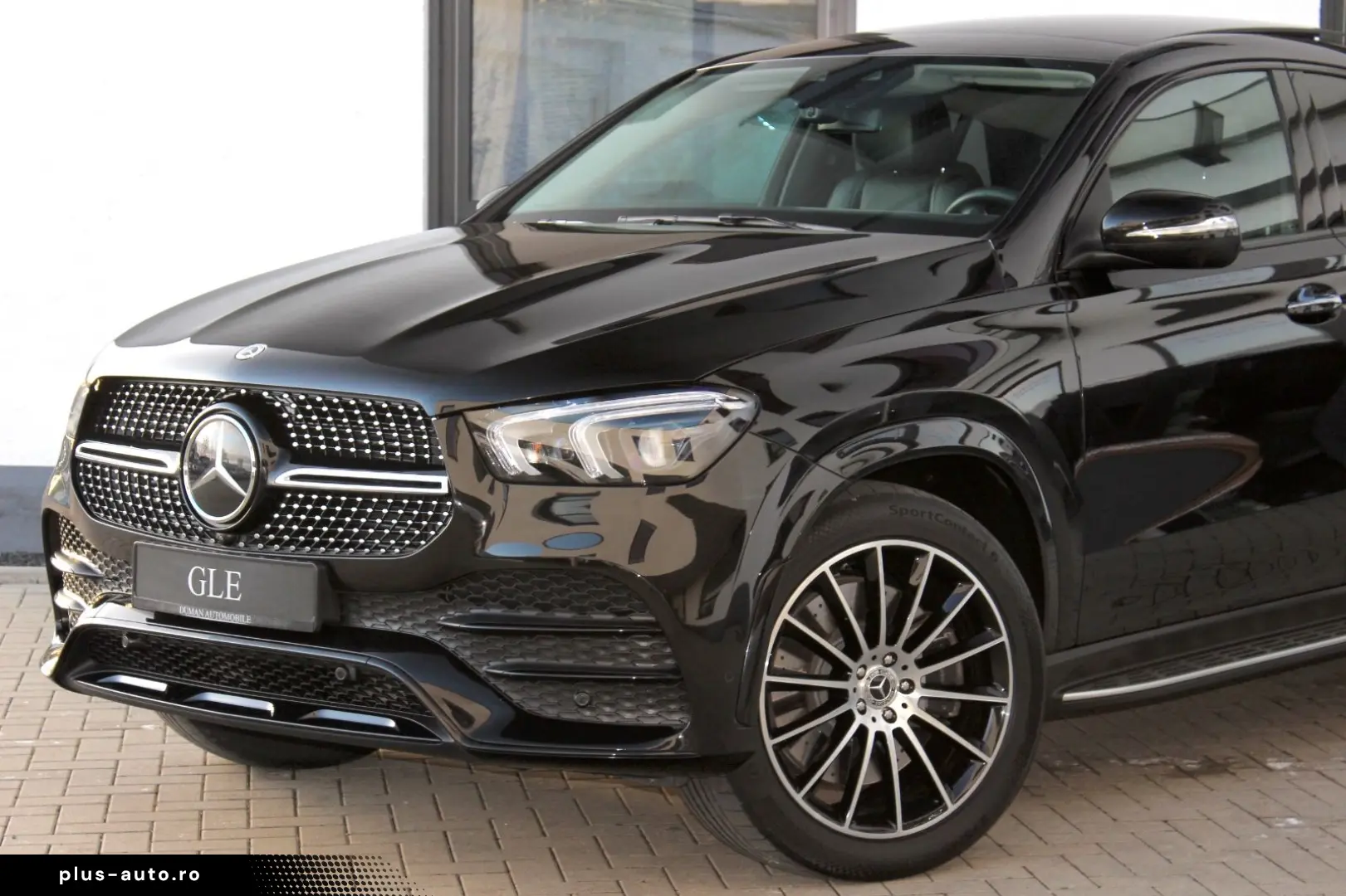 MERCEDES-BENZ GLE 400d 4M Coupe   PANO LUFT KEYLESS 21 ZOLL