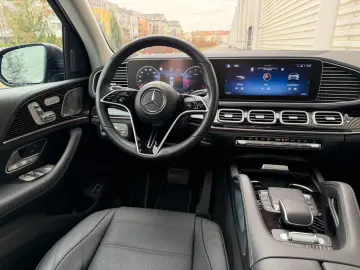 MERCEDES-BENZ GLE 580 4Matic AMG Pano Burm Sitzbelüftung