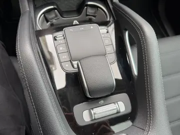MERCEDES-BENZ GLE 580 4Matic AMG Pano Burm Sitzbelüftung