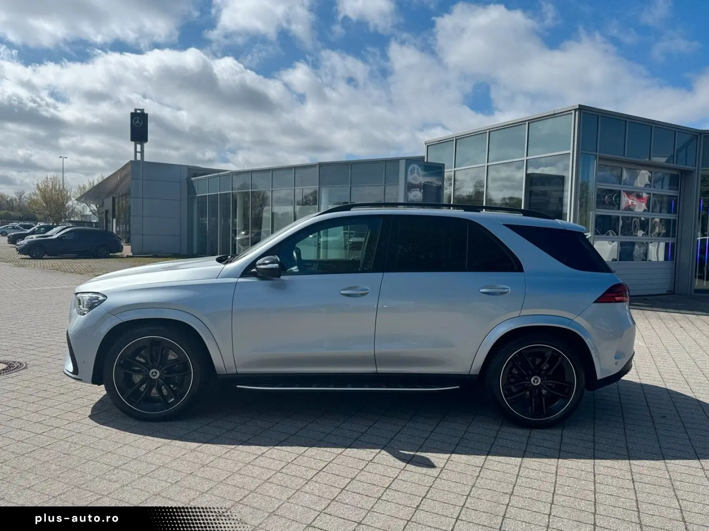 MERCEDES-BENZ GLE 450 4M AMG Premium  Pano AHK Airmatic