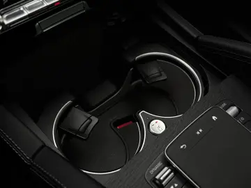 MERCEDES-BENZ GLE 580 4M AMG Pano HuD Sitzklima Garantie2029