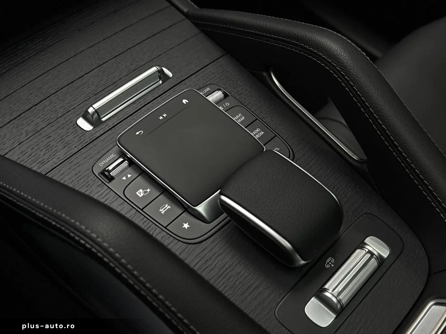 MERCEDES-BENZ GLE 580 4M AMG Pano HuD Sitzklima Garantie2029