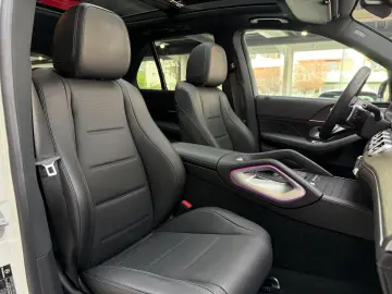 MERCEDES-BENZ GLE 580 4M AMG Pano HuD Sitzklima Garantie2029