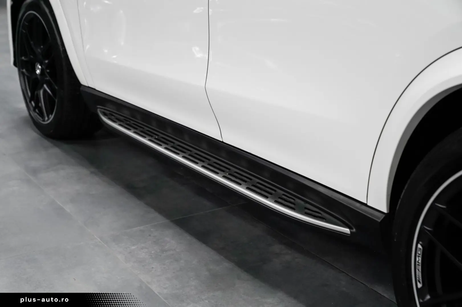 MERCEDES-BENZ GLE 53 AMG 4M  Pano-AHK-Burmester-Massage-22