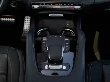 MERCEDES-BENZ GLE 53 AMG 4M  Pano-AHK-Burmester-Massage-22