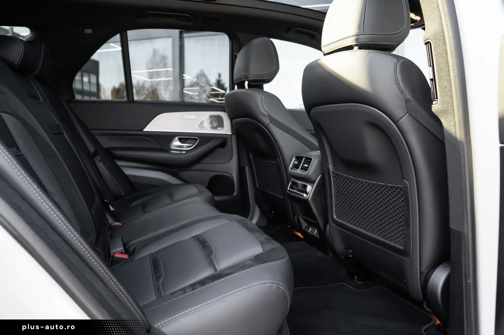 MERCEDES-BENZ GLE 53 AMG 4M  Pano-AHK-Burmester-Massage-22