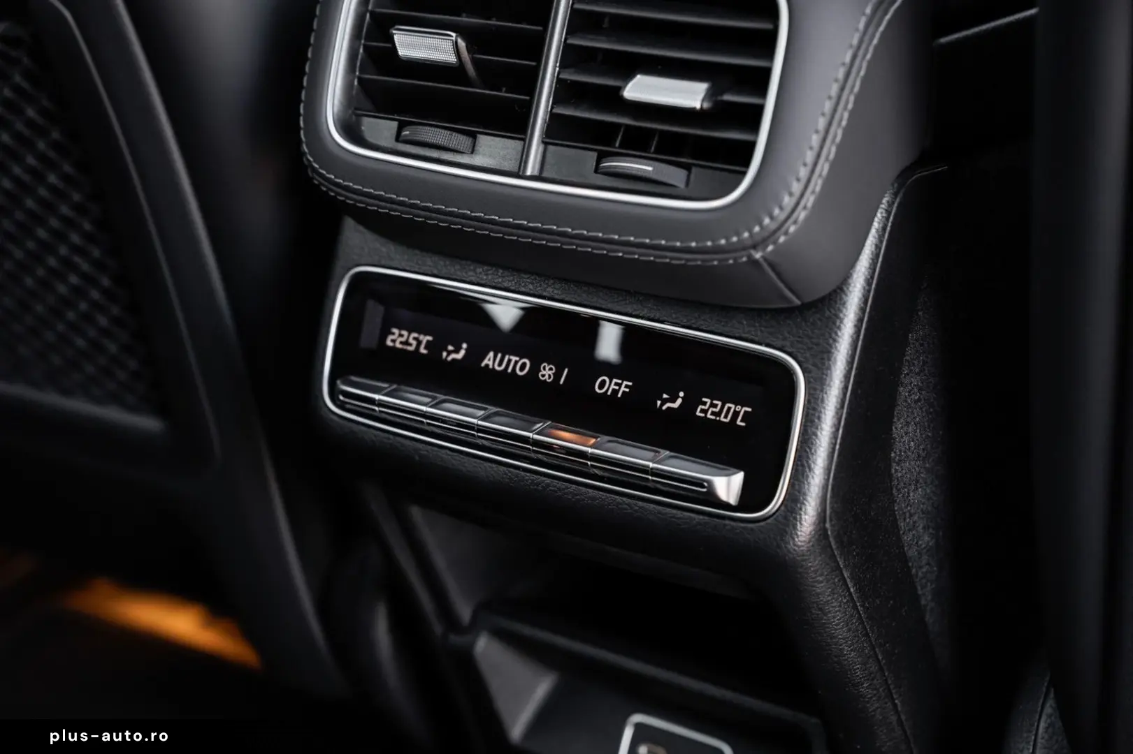 MERCEDES-BENZ GLE 53 AMG 4M  Pano-AHK-Burmester-Massage-22