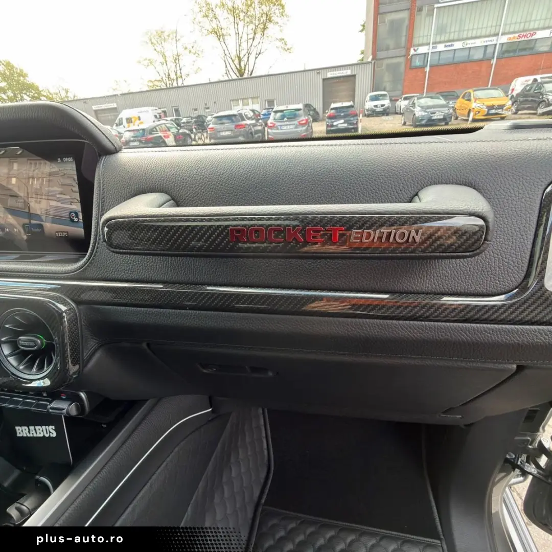 Mercedes-Benz BRABUS 900 ROCKET