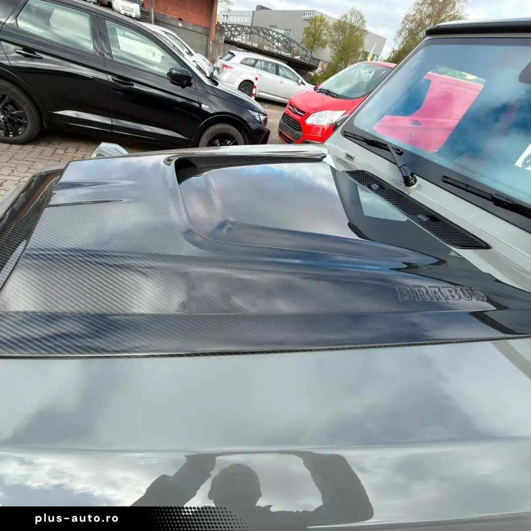 Mercedes-Benz BRABUS 900 ROCKET