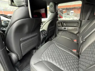 Mercedes-Benz BRABUS 900 ROCKET