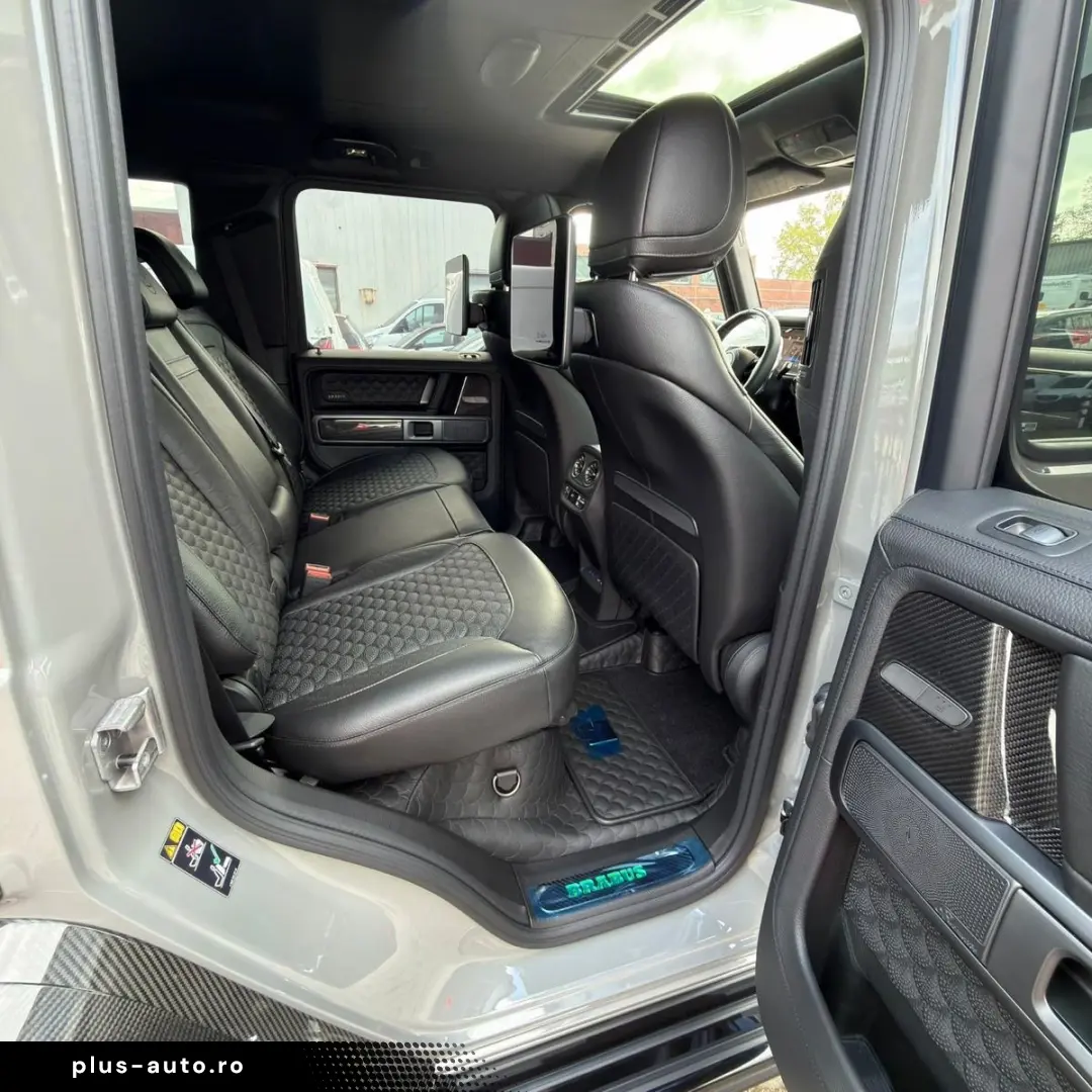 Mercedes-Benz BRABUS 900 ROCKET