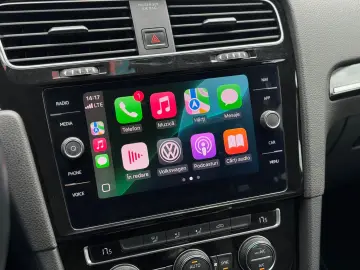 Volkswagen Golf VII