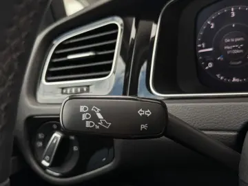 Volkswagen Golf VII
