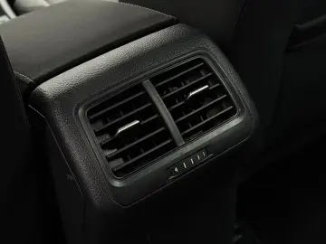 Volkswagen Golf VII