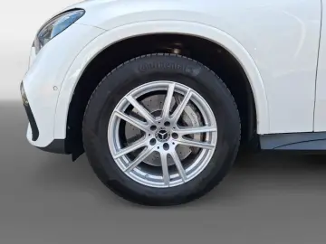 MERCEDES-BENZ GLC 200 4M Burmester Ventilation 360