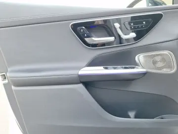 MERCEDES-BENZ GLC 200 4M Burmester Ventilation 360