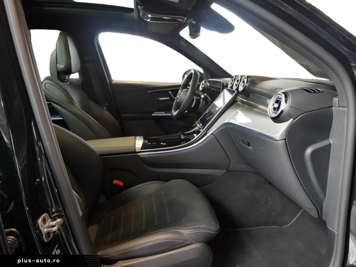 MERCEDES-BENZ GLC 220d 4M AMG Night Memo Kam360 DigitalLight