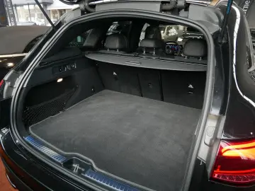 MERCEDES-BENZ GLC 220d 4M AMG Night Memo Kam360 DigitalLight