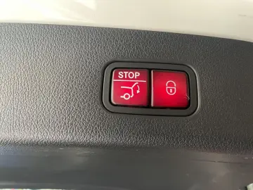 MERCEDES-BENZ GLC 220d 4MATIC AMG Pano 360 Winter