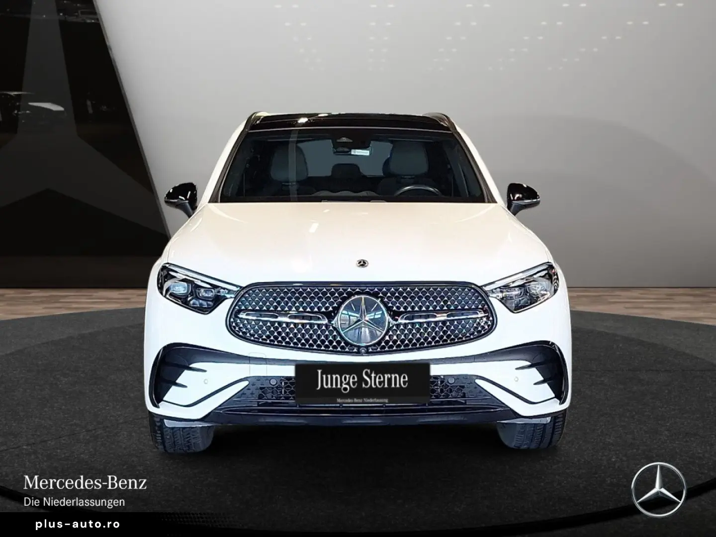 MERCEDES-BENZ GLC 200 4M AMG Prem  Pano DigiLED Memo 360